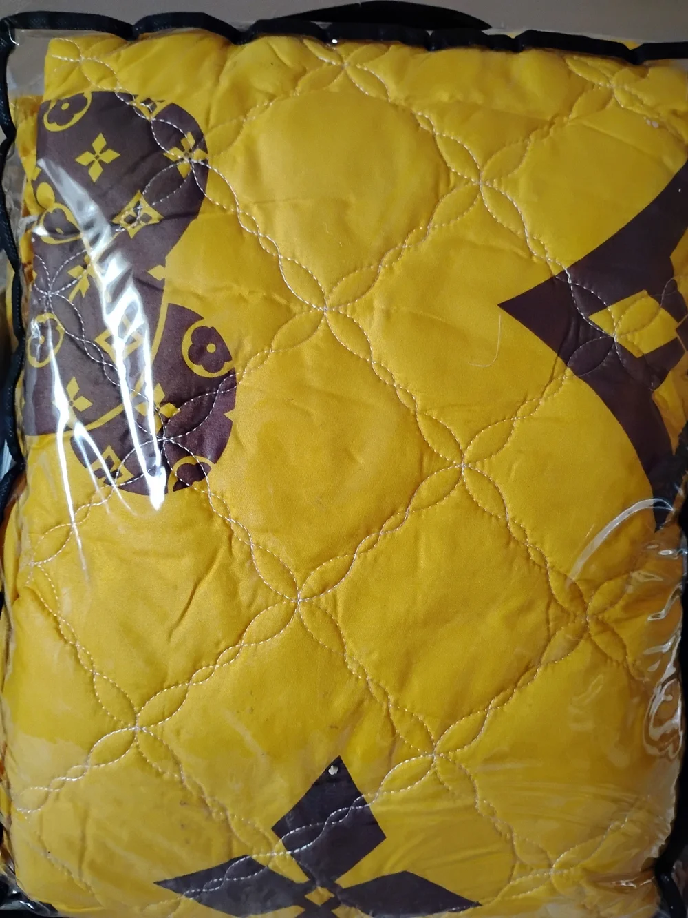 N/A piece bedspread